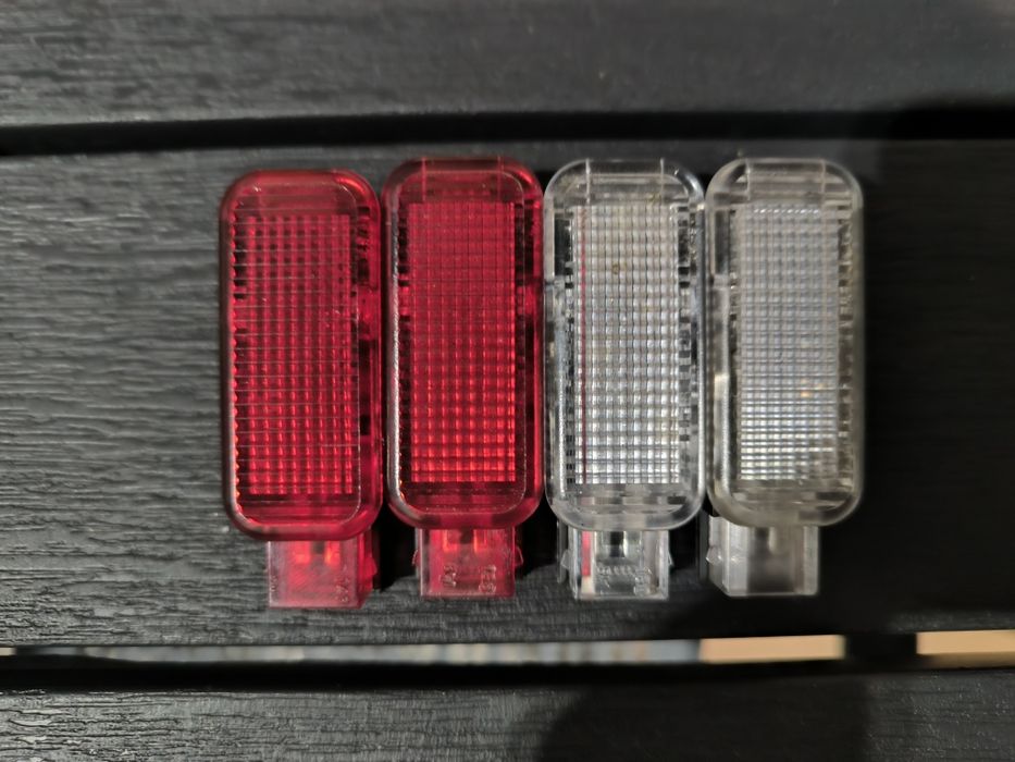 Plafoniers de portas  Audi