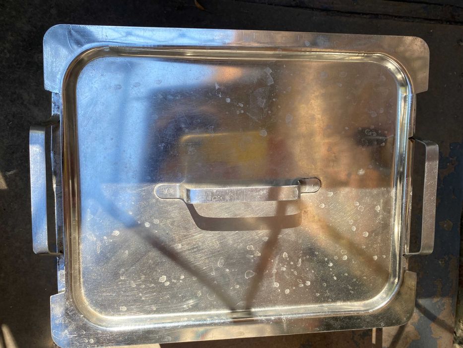 Бак пищевой прямоугольной формы нержавейка с крышкой и ручками