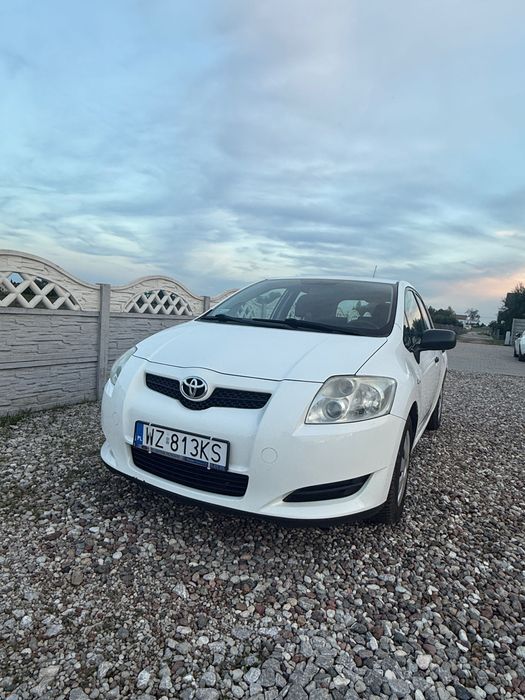 Toyota Auris 1.4 okazja