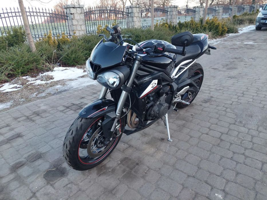 Triumph Speed Triple RS 765 / 2018