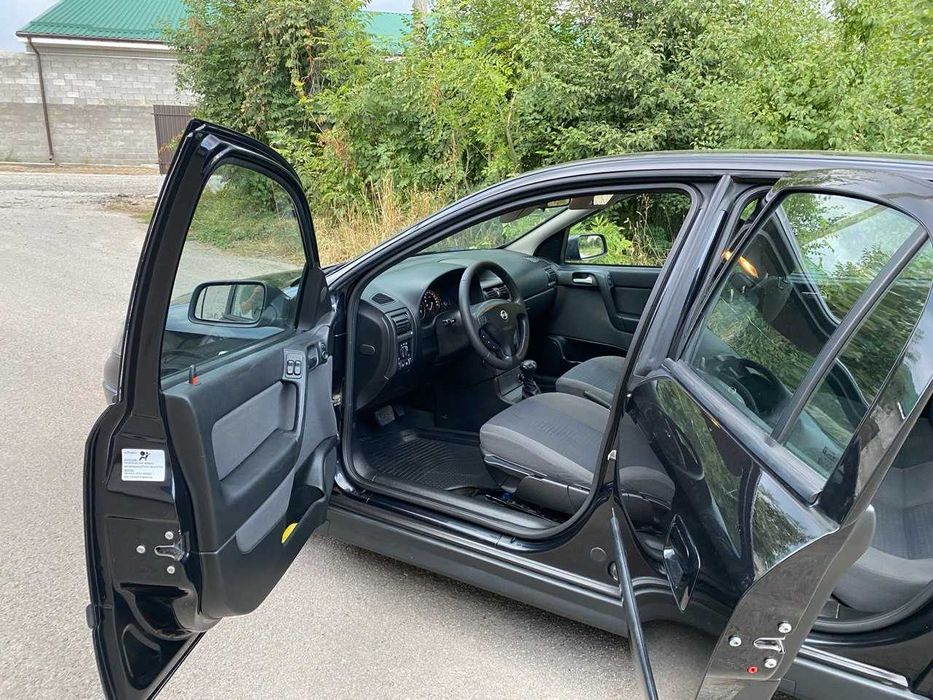 Продам авто Opel Astra 2004