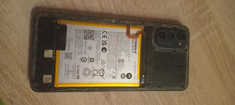 Motorola e32s 32gb на запчастини