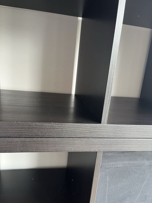 Modulos (2) /prateleiras com caixas pretas (8)