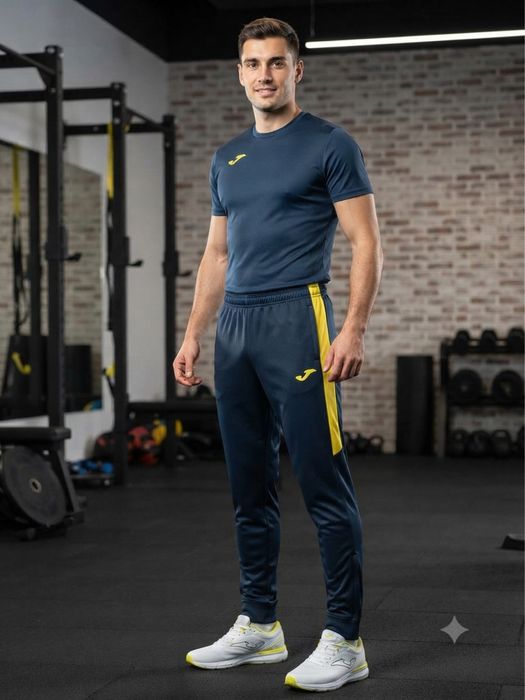 Екіпіровка ФК Чернігів: олімпійки, спортивні штани
