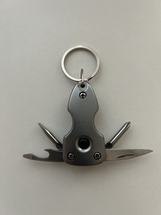 Мультитул-брелок для ключів