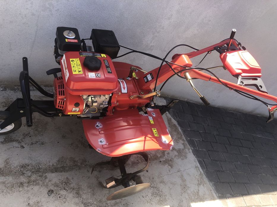 Motoenchada com caixa