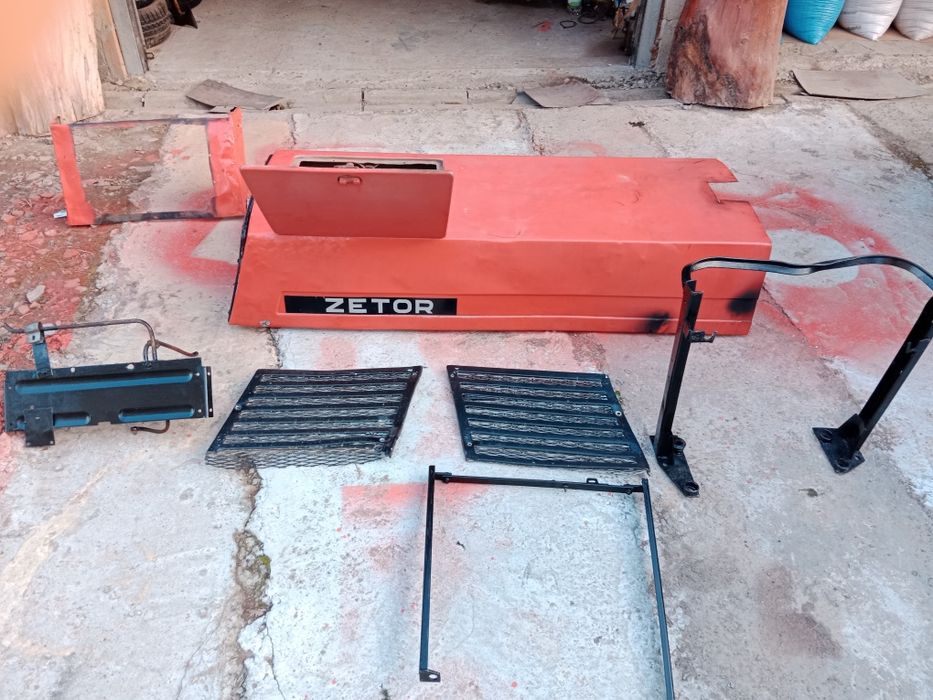 maska Zetor z demontażu