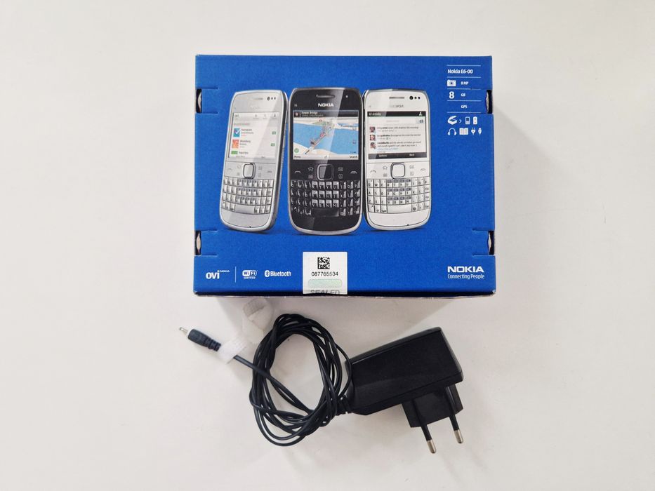 Nokia E6 – używana, oryginalne akcesoria