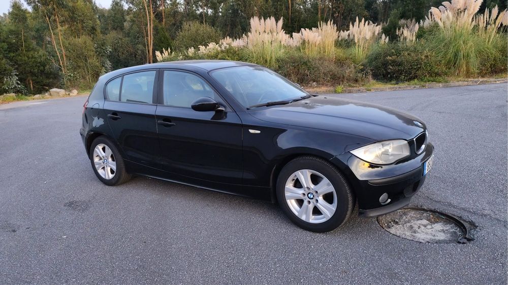 BMW SERIE 1 116 impecavel foto 3