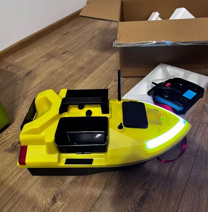 ŁÓDKA ZANĘTOWA GPS Zasięg 500m Ładowność 2kg 12000mAh