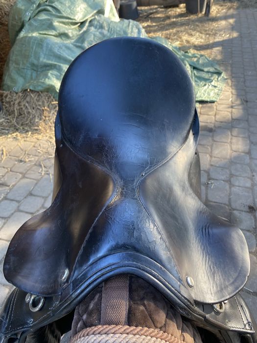 Sprzedam siodło ujeżdżeniowe