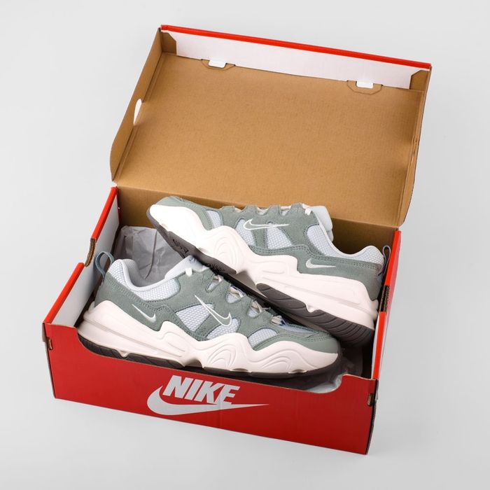 кроссовки Nike Tech Hera Mica Green оригинал 
DR9761-001