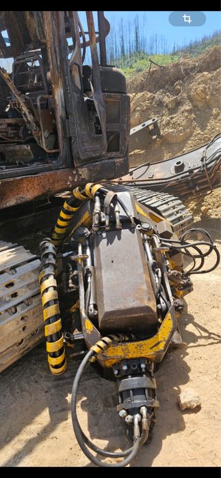 Cabeca de corte para giratoria