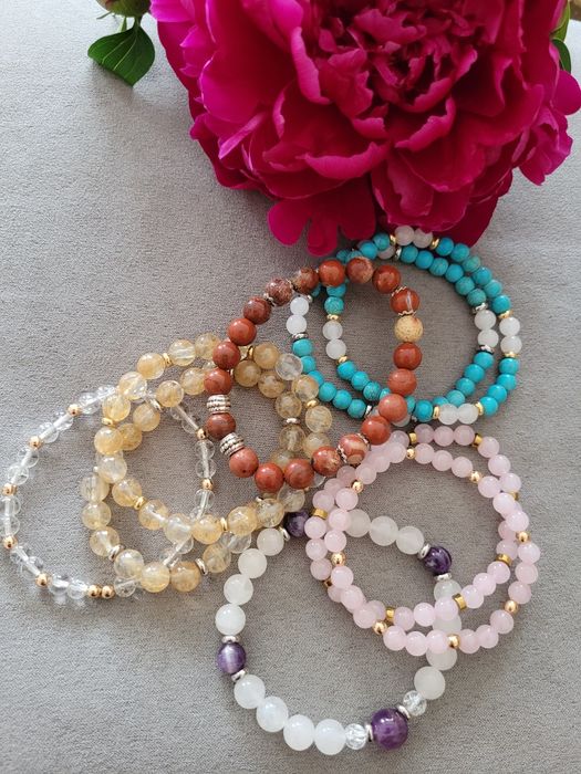 Браслеты из натуральных камней.  Ручная работа