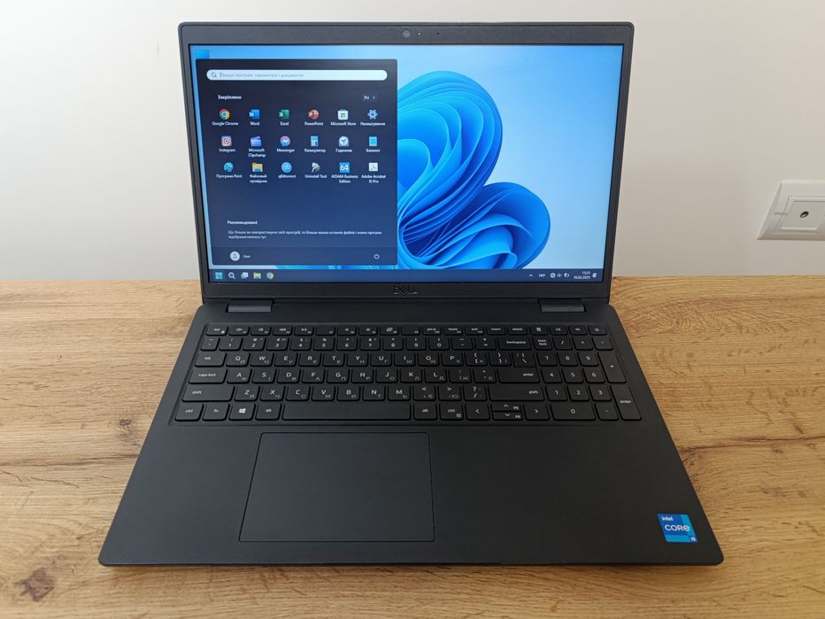 15'6 FHD Dell Latitude 3520/i5-1135G7/8GB DDR4/SSD 256GB/Iris Xe