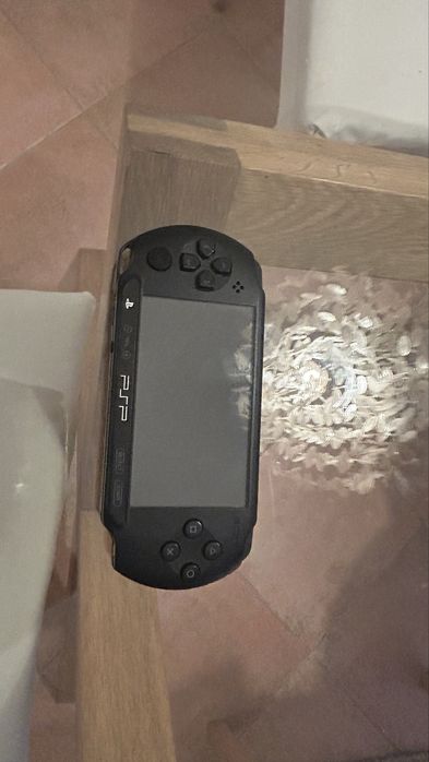 Psp street em excelente estado!!