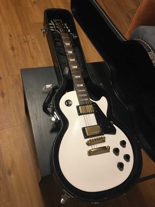 Epiphone Les Paul Studio Alpine White 2016 Китай, в кейсе J & D