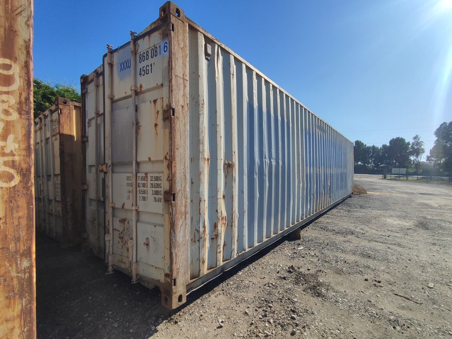 Contentores 12 metros altura máxima