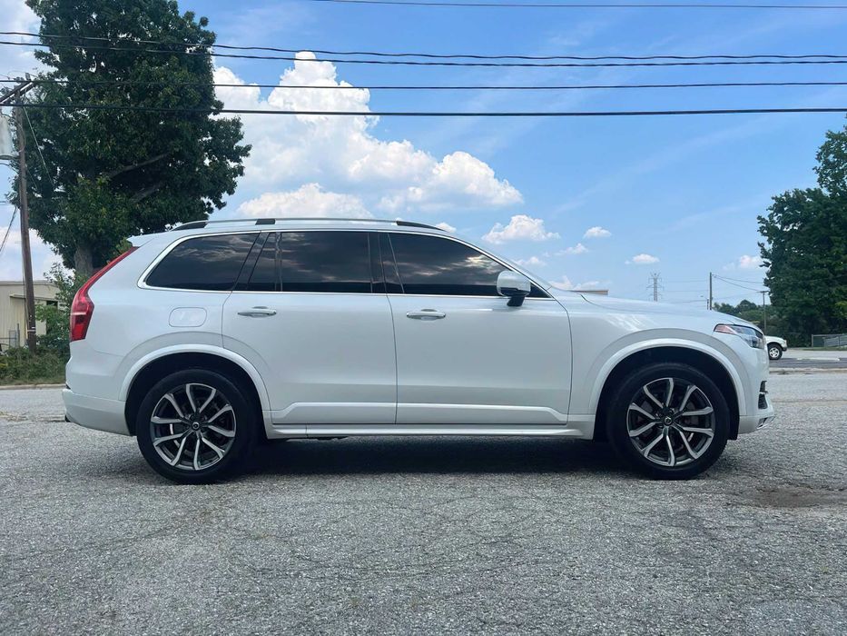 Volvo XC90 T5 Momentum      2019