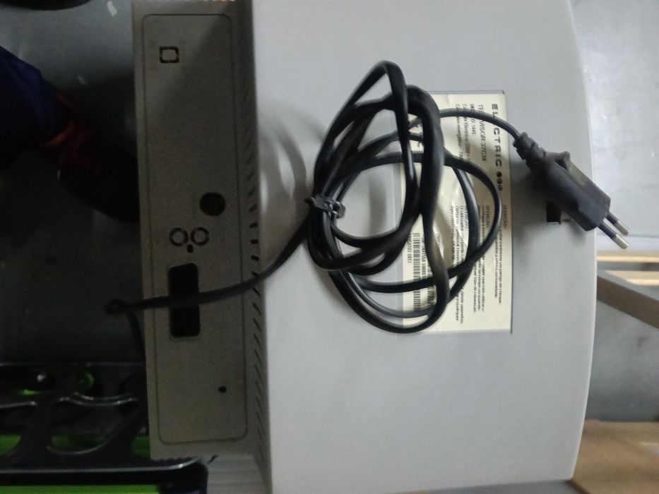 Tv pequena a funcionar