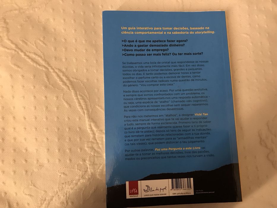 Faz uma pergunta a este livro