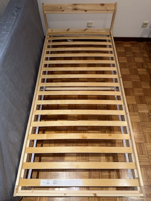 Vendo cama de solteiro IKEA completa, como nova!!!