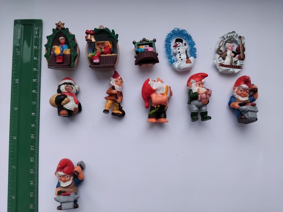 Раритет. Колекційні новорічні фігурки Kinder (Ferrero)