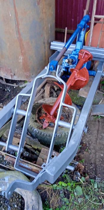 Бур для трактора