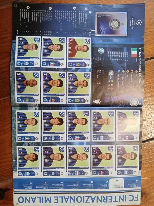 Caderneta Panini UEFA Champions League 2011/2012 - Falta 1 cromo