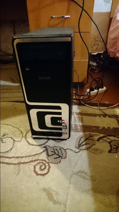 Продам системный блок 4 ядра.