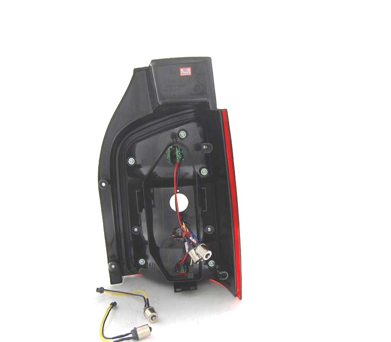 FAROLINS TRASEIROS LED VOLKSWAGEN VW T5 2P 03-09 LOOK TUNING FUNDO PRETO ESCURECIDOS