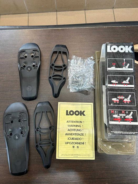 Płyta firmy Look  pod wiązanie