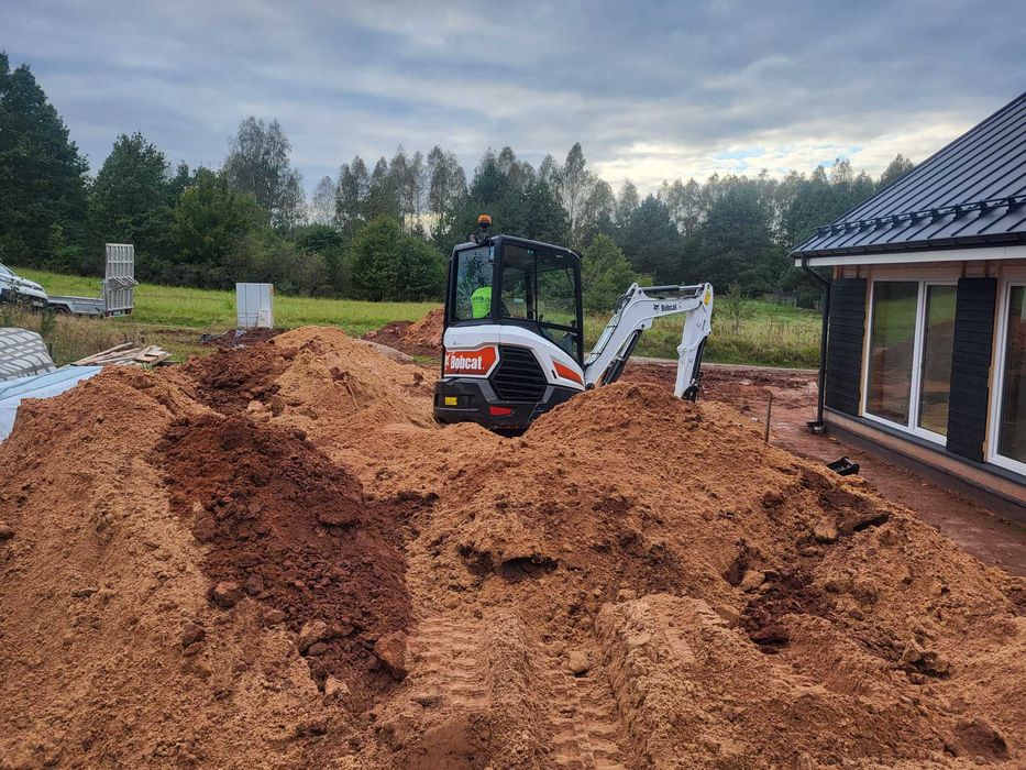 Wynajem wozidła budowlanego MECALAC 3,5t koparka wiertnica