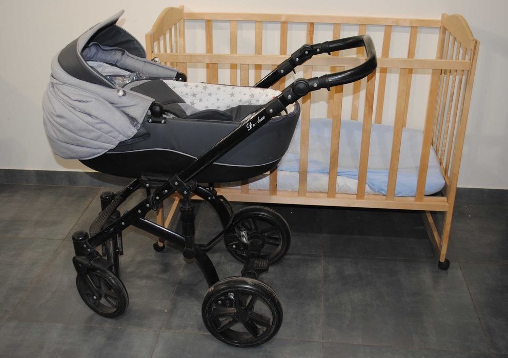 Компл. для новонародженого коляска люлька Baby Pram De Luxe ліжечко з матрациком