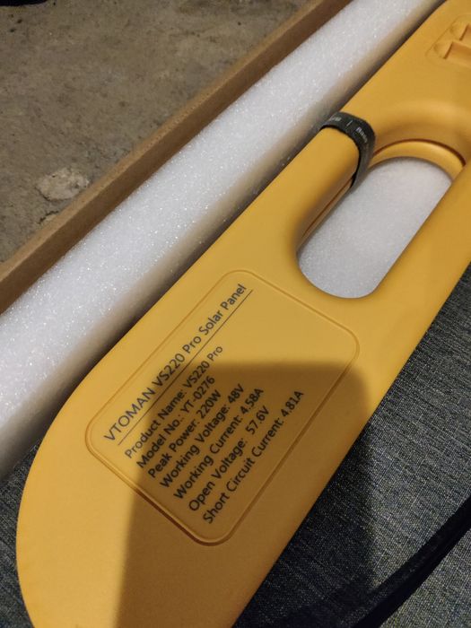 Panel fotowltaiczny 220w 48v kempingowy VTOMAN VS220