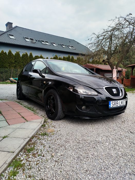 Seat Leon2 ( wizualnie parę rzeczy zmienione)
