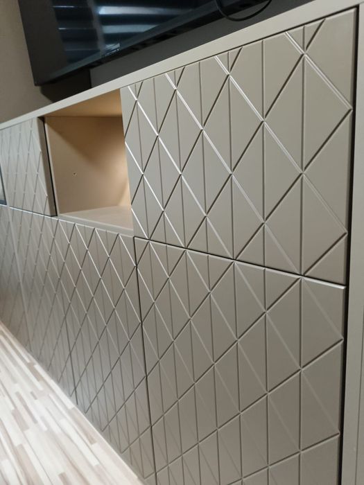 Lakierowanie frontów meblowych