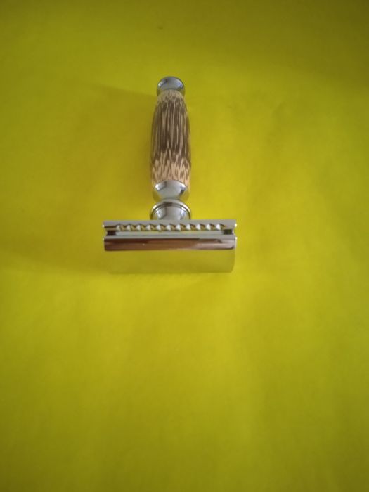 Станок для гоління.