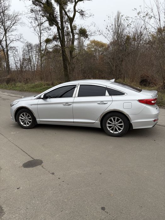 Hyundai Sonata 2015 AT