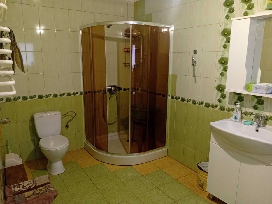 Продам 3-кімн. будинок 100м.кв. зі зручностями в центрі села Чагор