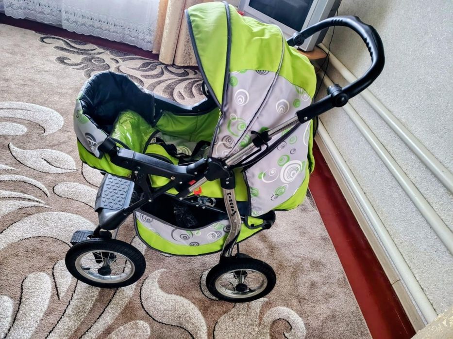 Продам дитячі речі