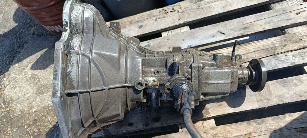 Caixa de Velocidades Ford Transit 2.5 D (83VT / 88VT-7K400-AA )