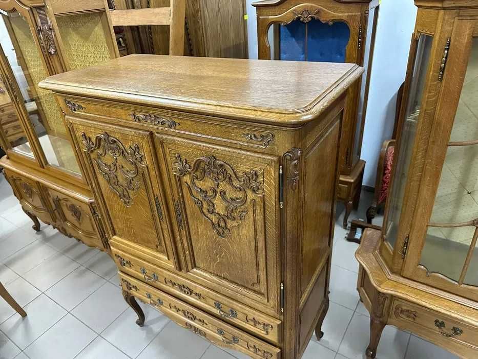 Francuski barek  Ludwik. Transport cały kraj.