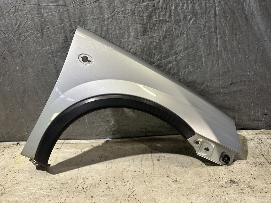 Błotnik Prawy Przód Opel Corsa C 2002R K: Z157