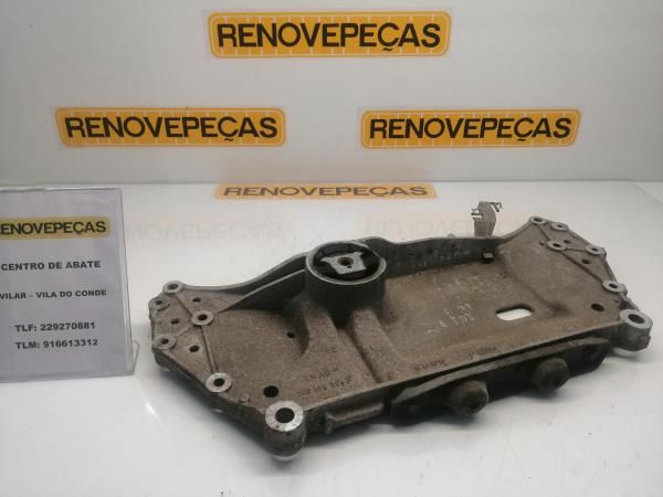 Charriot frente VOLKSWAGEN Golf V (1K1)