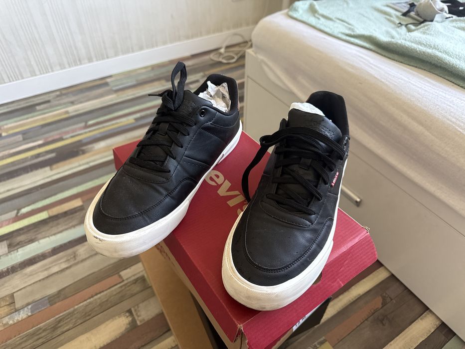 Продам кеды levis оригинал