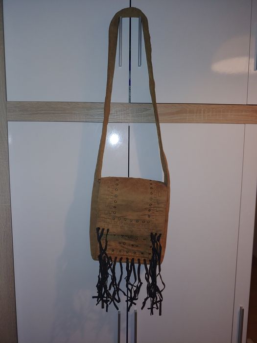 Torebka australijska w stylu aborygeńskim