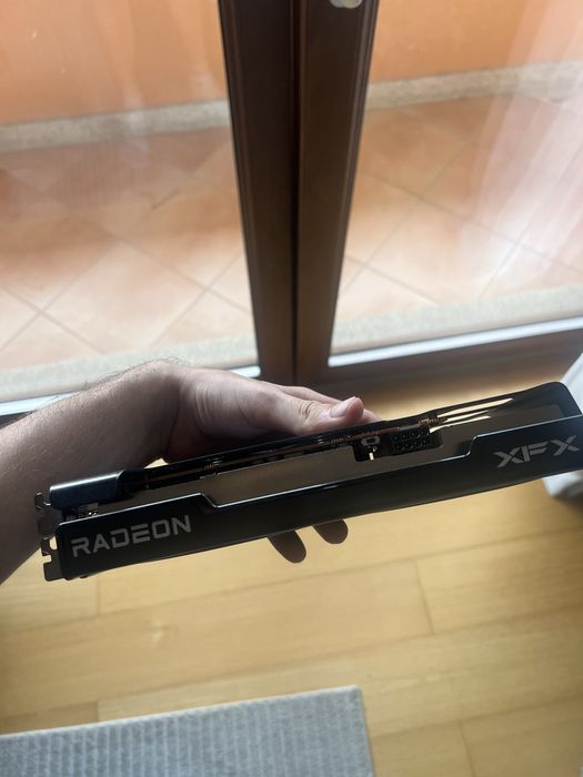 Radeon RX6600 Swift 210