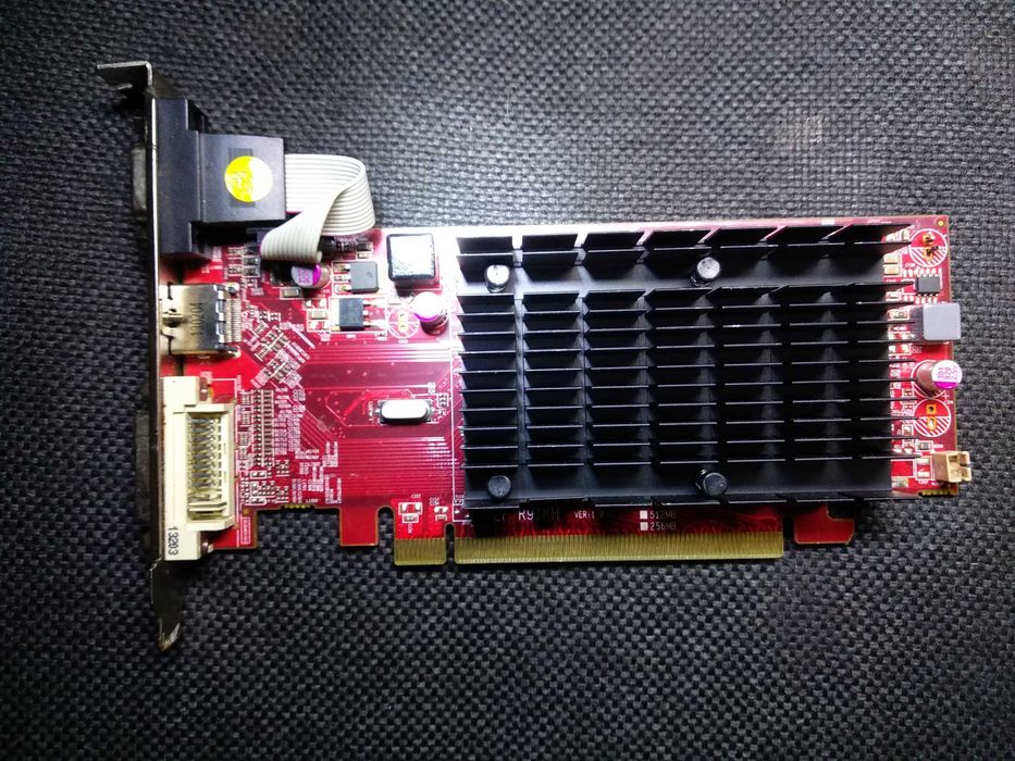 робоча відеокарта AMD RADEON HD8450  2 ГБ