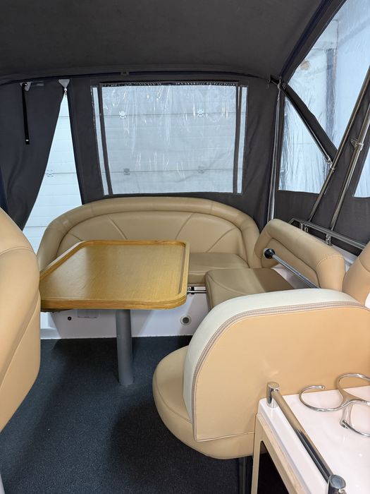 Jacht motorowy DRAGO 29, łódka gotowa do wodowania, możliwa zamiana